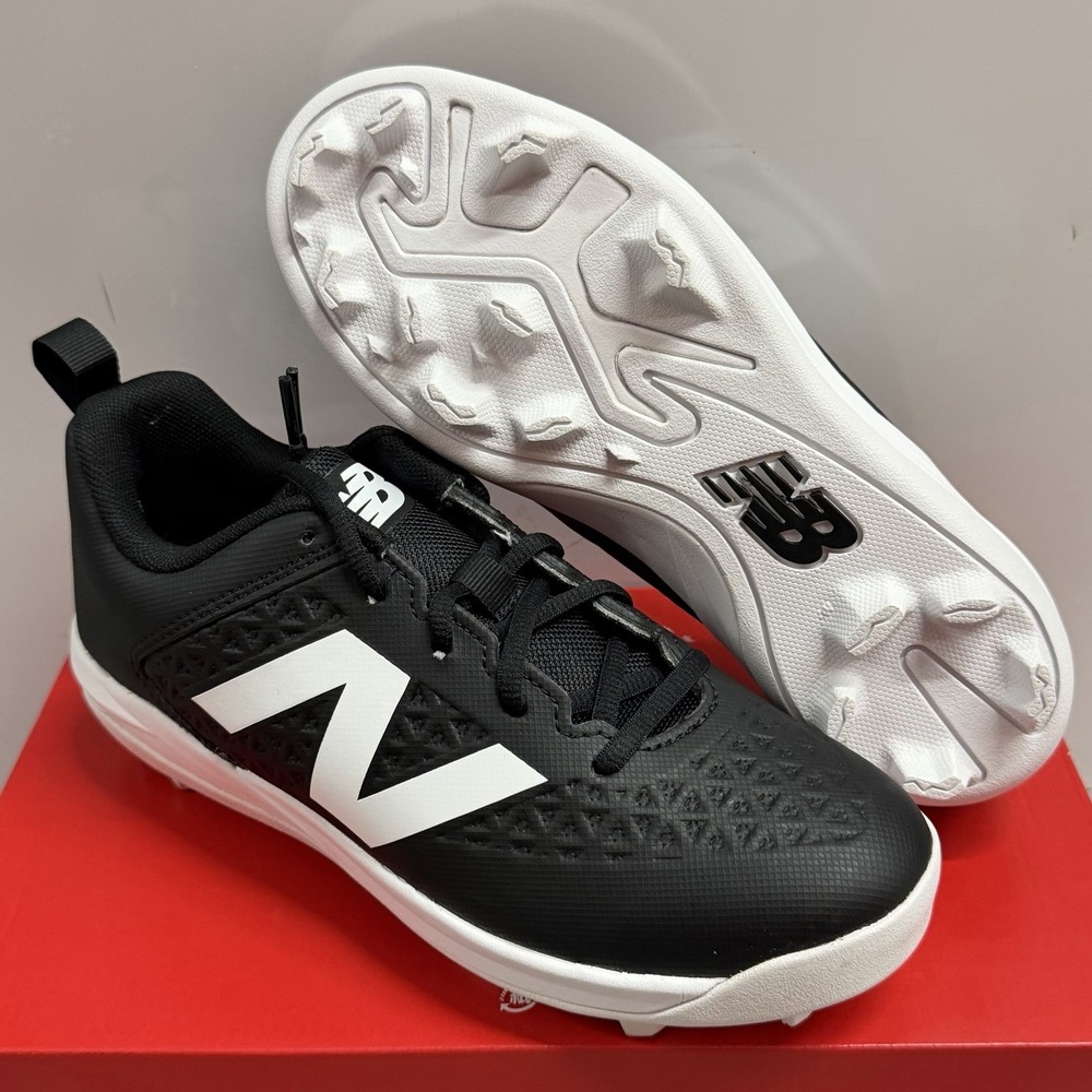 New Balance 4040v8 Baseball Cleats Black White Molded Rubber Youth Size 5.5 NEW